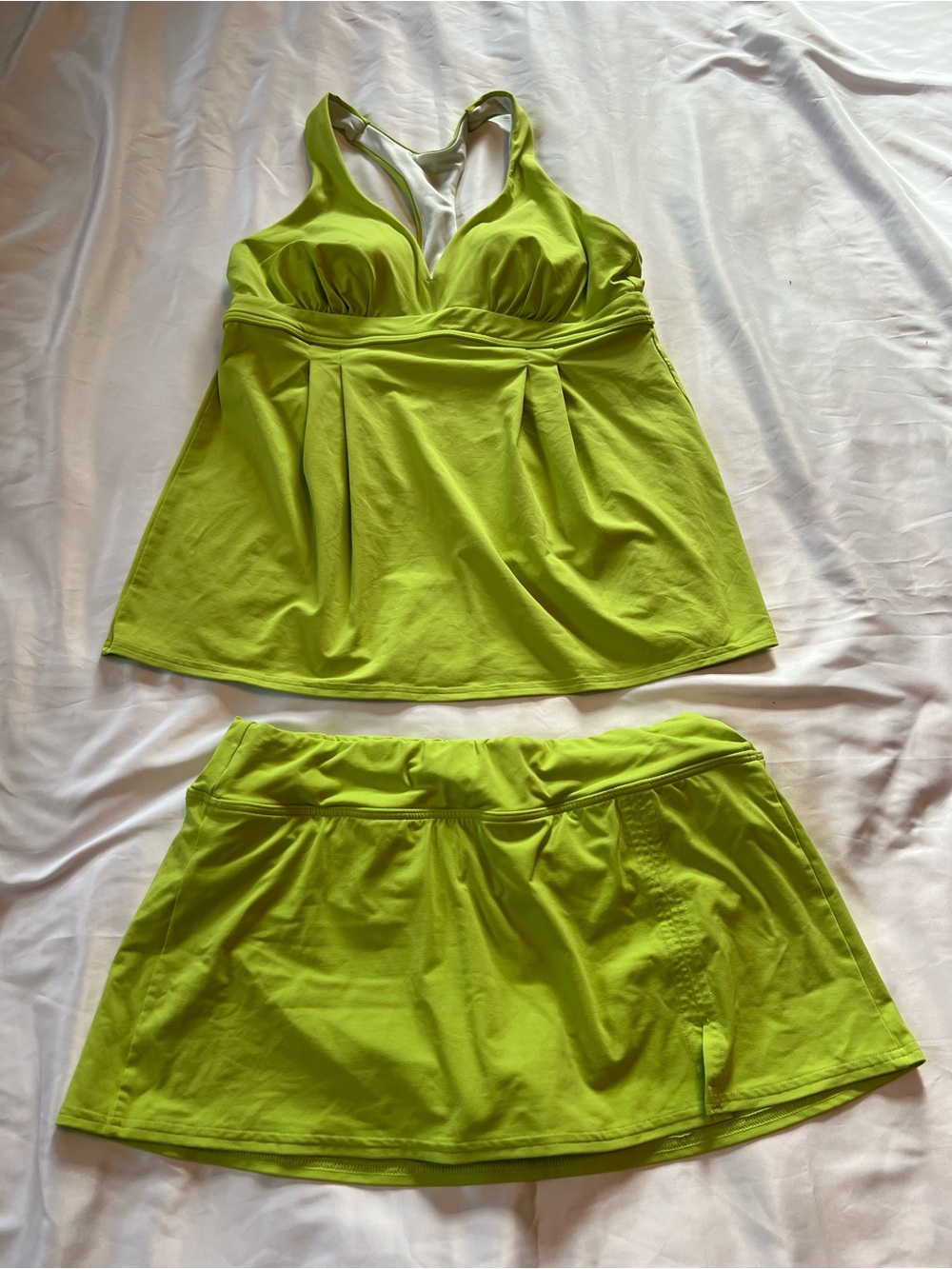 Women’s lands end size 8 - 2 piece tankini green